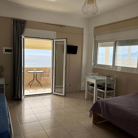 Apartamento Pelini Kalamaki  Exterior foto